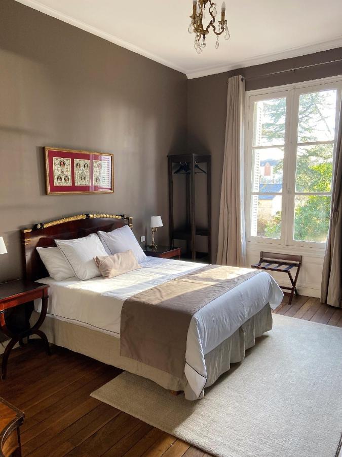 Bed and Breakfast La Grande Carrée Saint-Cyr-sur-Loire Habitación foto