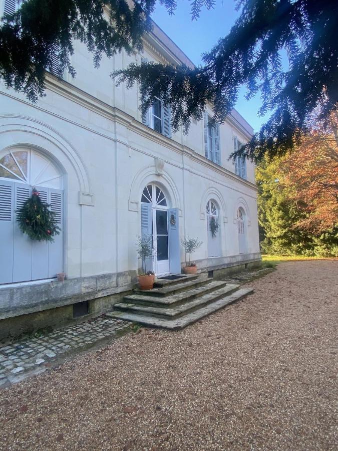 Bed and Breakfast La Grande Carrée Saint-Cyr-sur-Loire Exterior foto