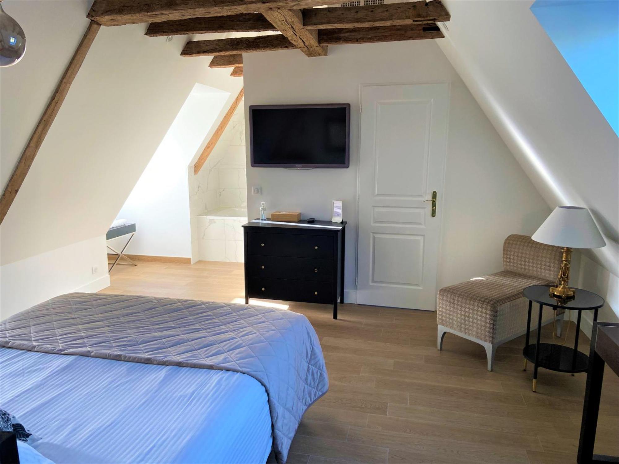 Bed and Breakfast La Grande Carrée Saint-Cyr-sur-Loire Habitación foto