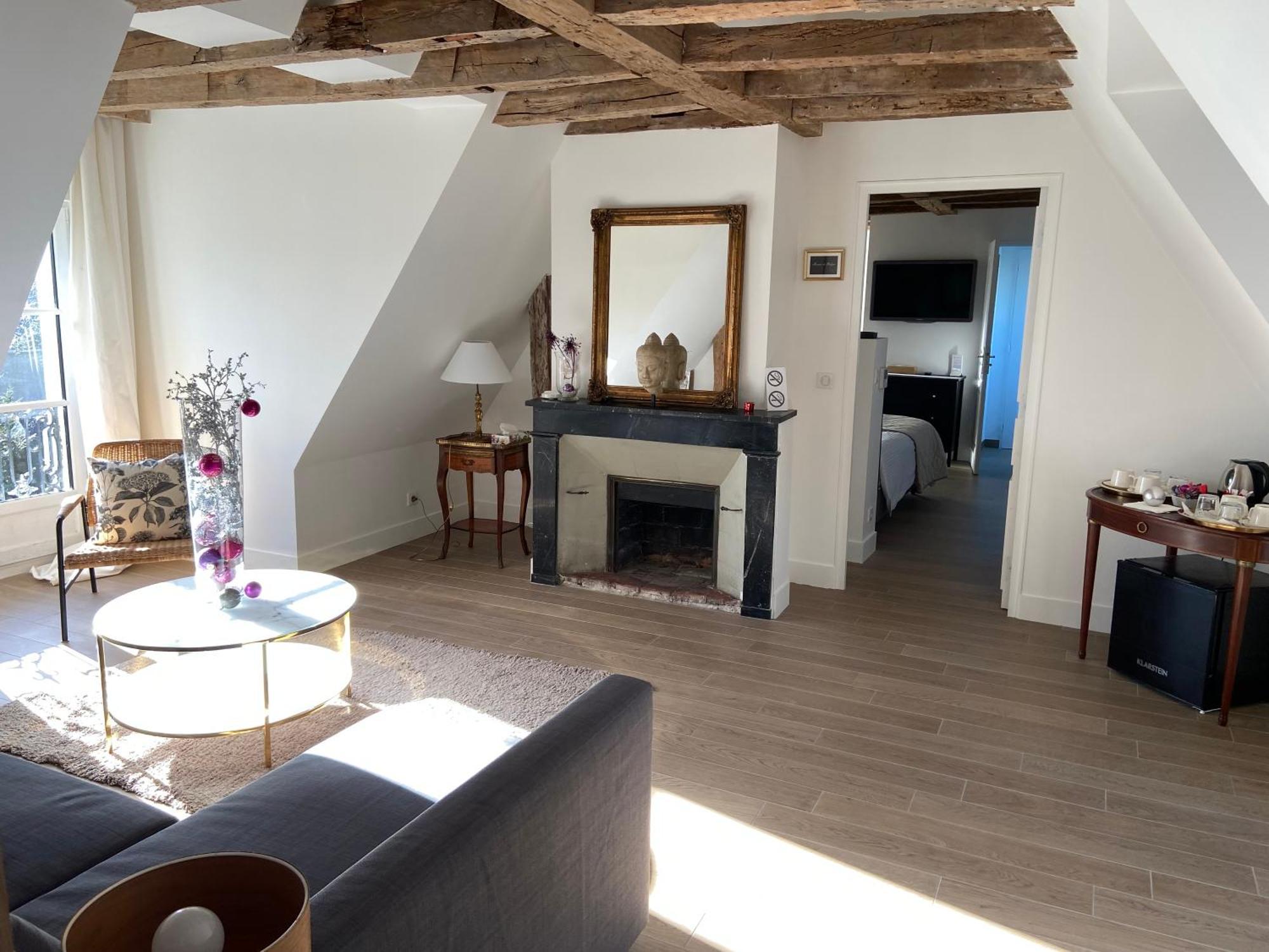 Bed and Breakfast La Grande Carrée Saint-Cyr-sur-Loire Habitación foto