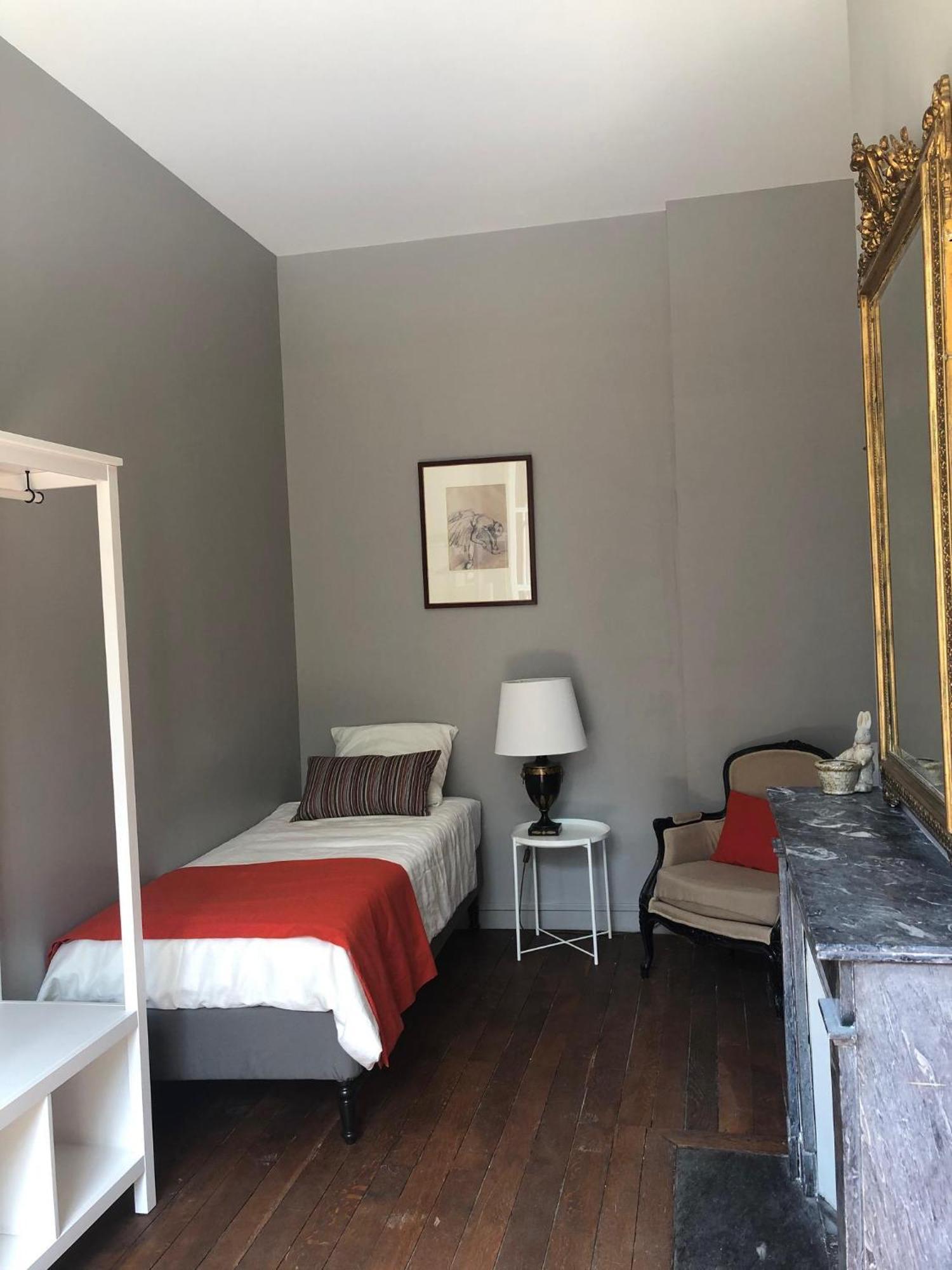 Bed and Breakfast La Grande Carrée Saint-Cyr-sur-Loire Habitación foto