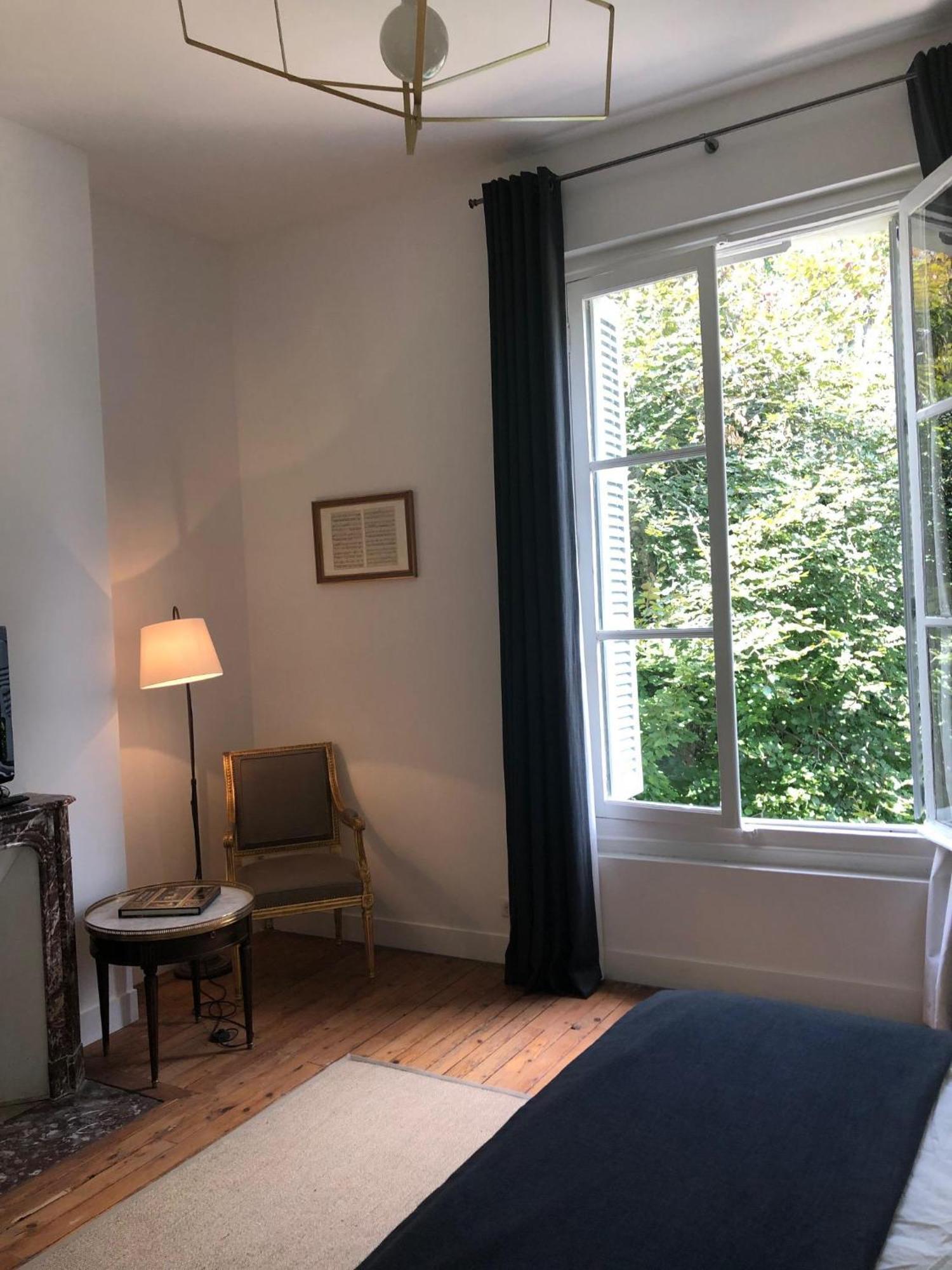 Bed and Breakfast La Grande Carrée Saint-Cyr-sur-Loire Exterior foto